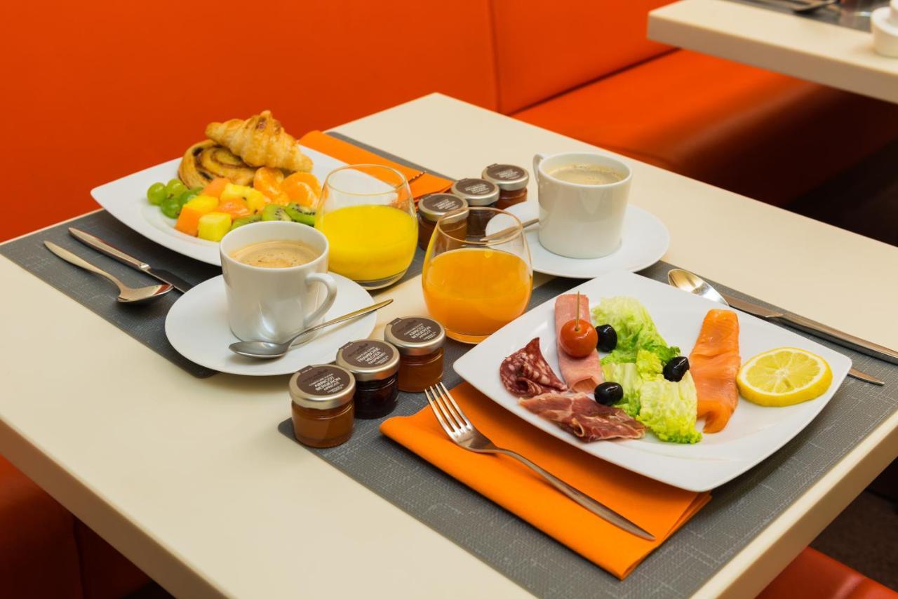Le Tourville By Inwood Hotel Parijs
