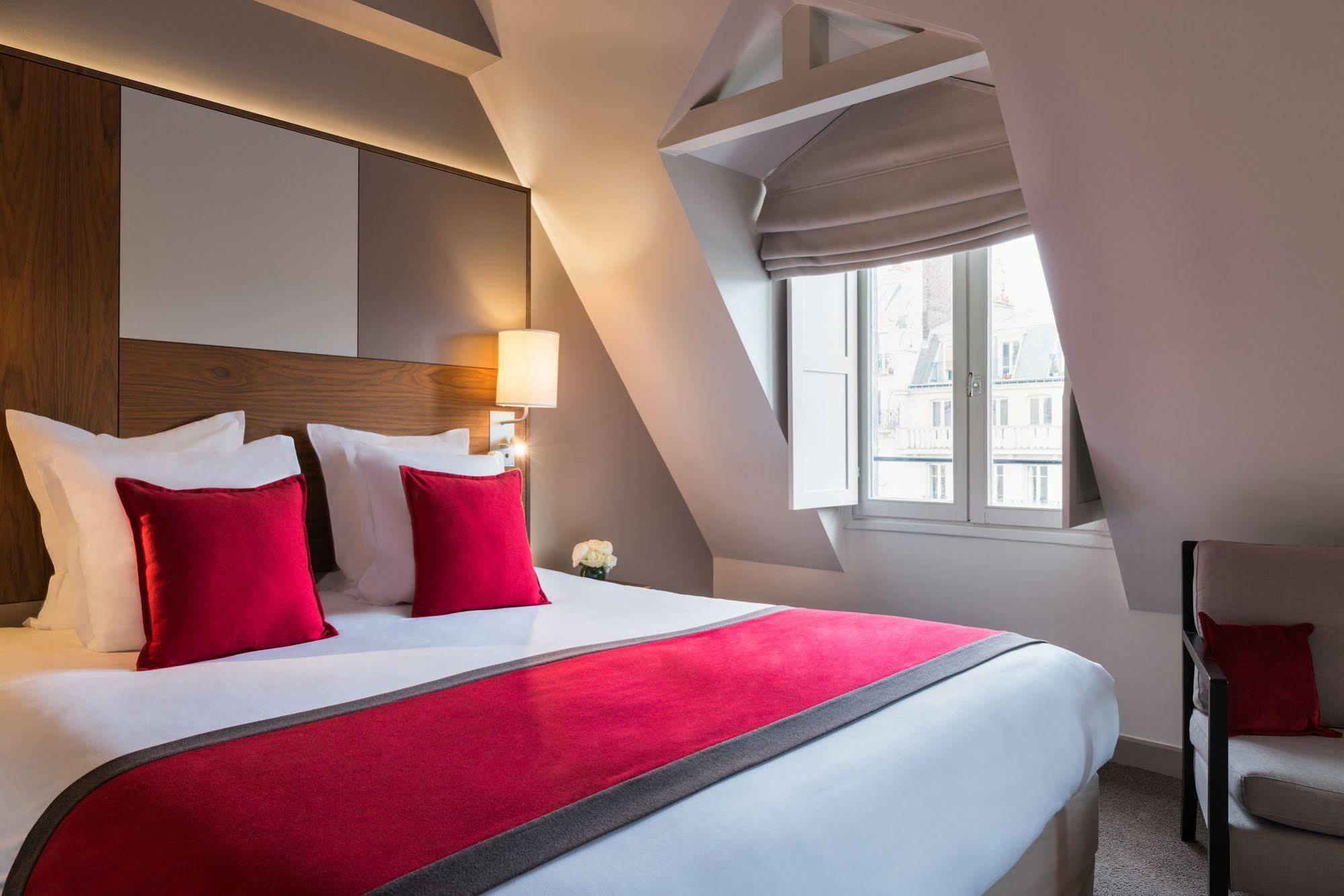 Hotel Le Tourville By Inwood Parijs